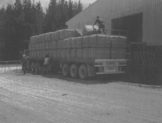 Loading wool